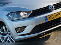 Volkswagen Golf Sportsvan - 1.6 TDI Comfortline AUTOMAAT | Reflex Silver | Navi/Cruise/Trekhaak/Stoelverwarming - Keur