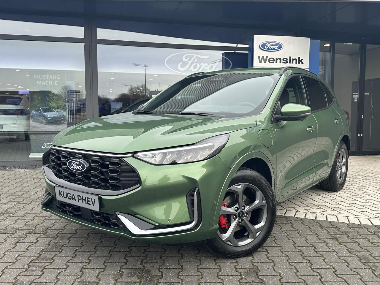 Ford Kuga - 2.5 PHEV ST-Line X €4.000,- Voordeel | Winter pack | Elektrisch wegklapbare trekhaak - AutoWereld.nl
