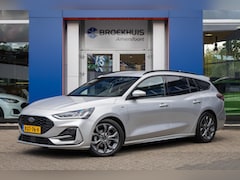 Ford Focus Wagon - 1.0 EcoBoost Hybrid ST-Line | Stoel/stuur/voorruit verwarming | Apple Carplay/Android Auto