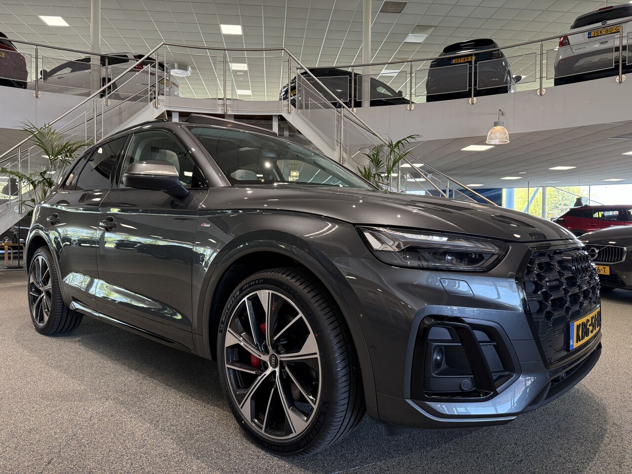 Audi Q5 - 50 TFSI e S edition 50 TFSI e S edition, Luchtvering, Pano, Trekhaak, 21inch, 360cam, HUD - AutoWereld.nl