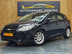 Ford Focus - 1.0 EcoBoost Lease Trend|NAVI|PSENSOR|TREKHAAK|AIRCO|CRUISE|ELEKRAMEN|SPORTVELGEN