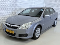 Opel Vectra - 1.6-16V Airco Cruise Navigatie PDC Trekhaak(2007)