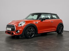 MINI 3-Deurs - 1.5 Cooper | John Cooper Works Uitvoering | Comfort Access | Elektrisch verwarmde voorstoe