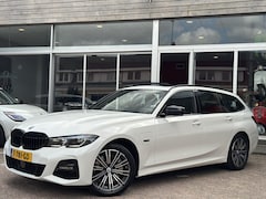 BMW 3-serie Touring - 330e xDrive Business Edition Plus 50 jahre / Pano / HUD / ECC / 360 Camera