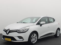 Renault Clio - 1.5 dCi Ecoleader Zen D-RIEM VV / AIRCO / NAVI / BLUETOOTH / CRUISE / DAB+ / NL-AUTO