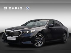 BMW i5 - Sedan xDrive40 M Sportpakket 19'' / Panoramadak / Harman Kardon / Parking Assistant Plus /