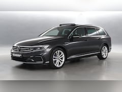 Volkswagen Passat Variant - GTE 1.4 TSI eHybrid 218pk DSG PHEV Business | Trekhaak | Panorama | Navigatie | Stoelverw