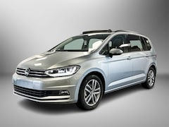 Volkswagen Touran - 1.5 TSI 150pk DSG Comfortline 7p | 7 zitplaatsen | Panoramadak | Dodehoeksensoren