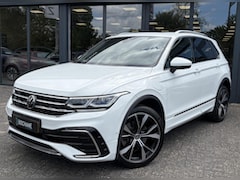Volkswagen Tiguan - 1.4 TSI eHybrid R-Line Business+ | Panoramadak | Leder | 360º Camera | Stoelverwarming |