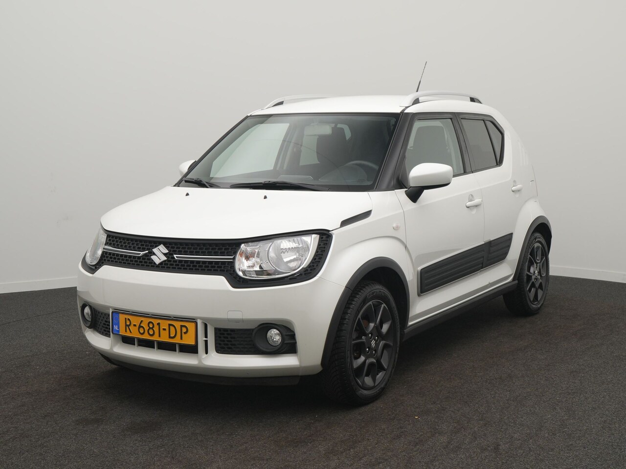 Suzuki Ignis - 1.2 Select - RIJKLAARPRIJS - All Seasonbanden - Achteruitrijcamera - Stoelverwarming! - AutoWereld.nl