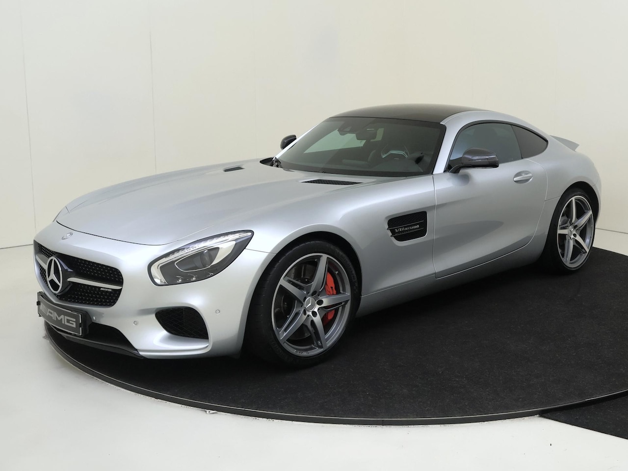 Mercedes-Benz AMG GT - 4.0 S / NL Auto/ Perf. Stoelen/ Carbon int+ext/ Panoramadak/ Burmester/ Memory - AutoWereld.nl