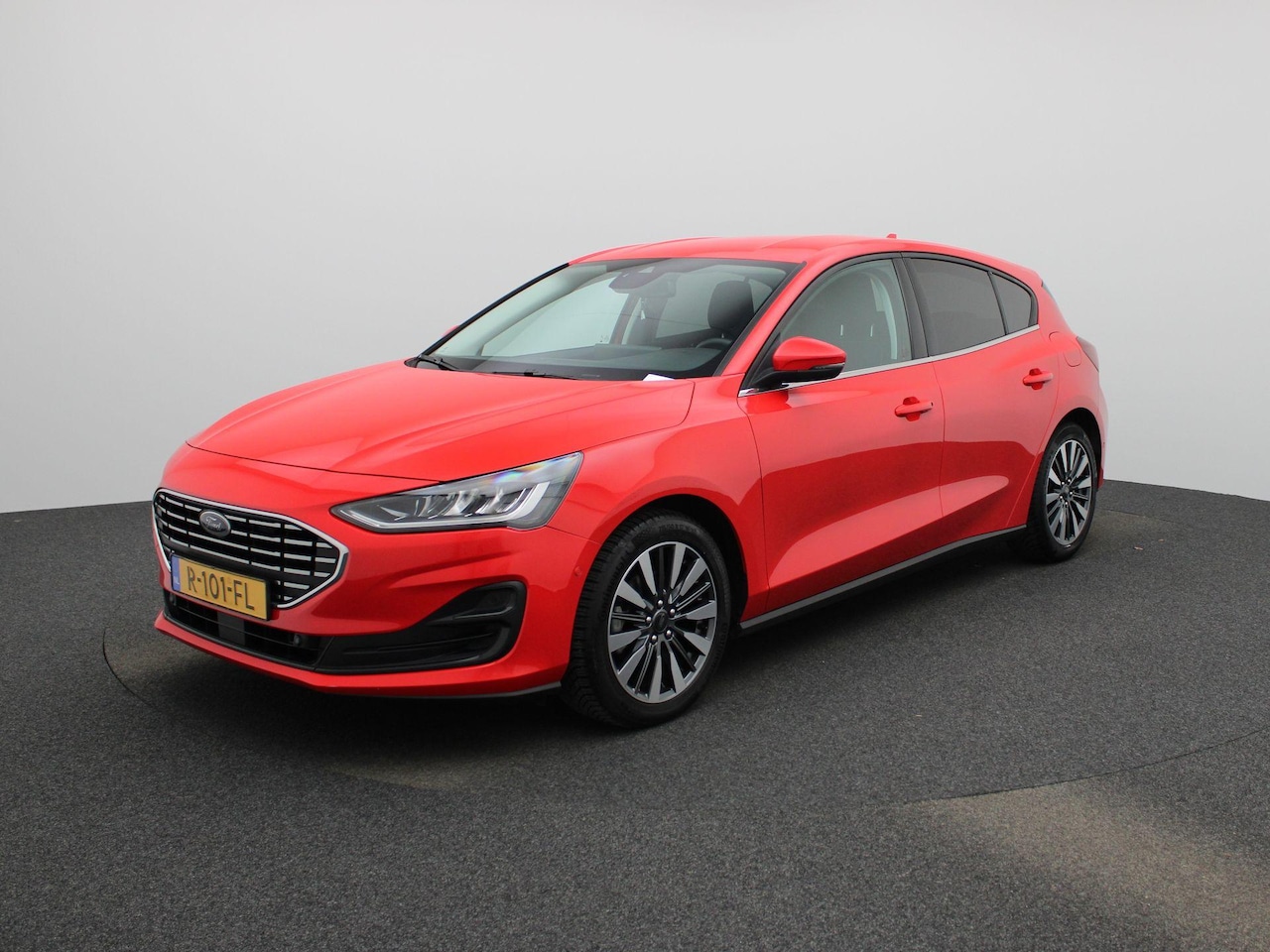Ford Focus - 1.0 EcoBoost Hybrid Titanium X | Automaat | Apple Carplay/Android Auto | Trekhaak | Achter - AutoWereld.nl