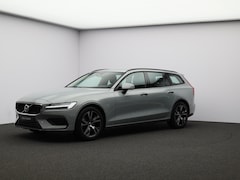 Volvo V60 - B4 197PK Essential Edition / Stoel-, stuurwiel- & achterbankverwarming / Achteruitrijcamer