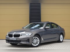 BMW 5-serie - 530e High Executive * Comfortstoelen * Glazendak * Adaptive LED * Comforttoegang