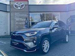 Toyota RAV4 - 2.5 PHEV AWD STYLE TREKHAAK STOEL/STUURVERW KEYLESS PARK-SENSOREN EL-ACHTERKLEP CAMERA APP