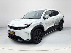 Toyota Urban Cruiser - Executive 61 kWh */PANORAMA DAK/ STUURVERWARMING/ DODEHOEK DETECTIE