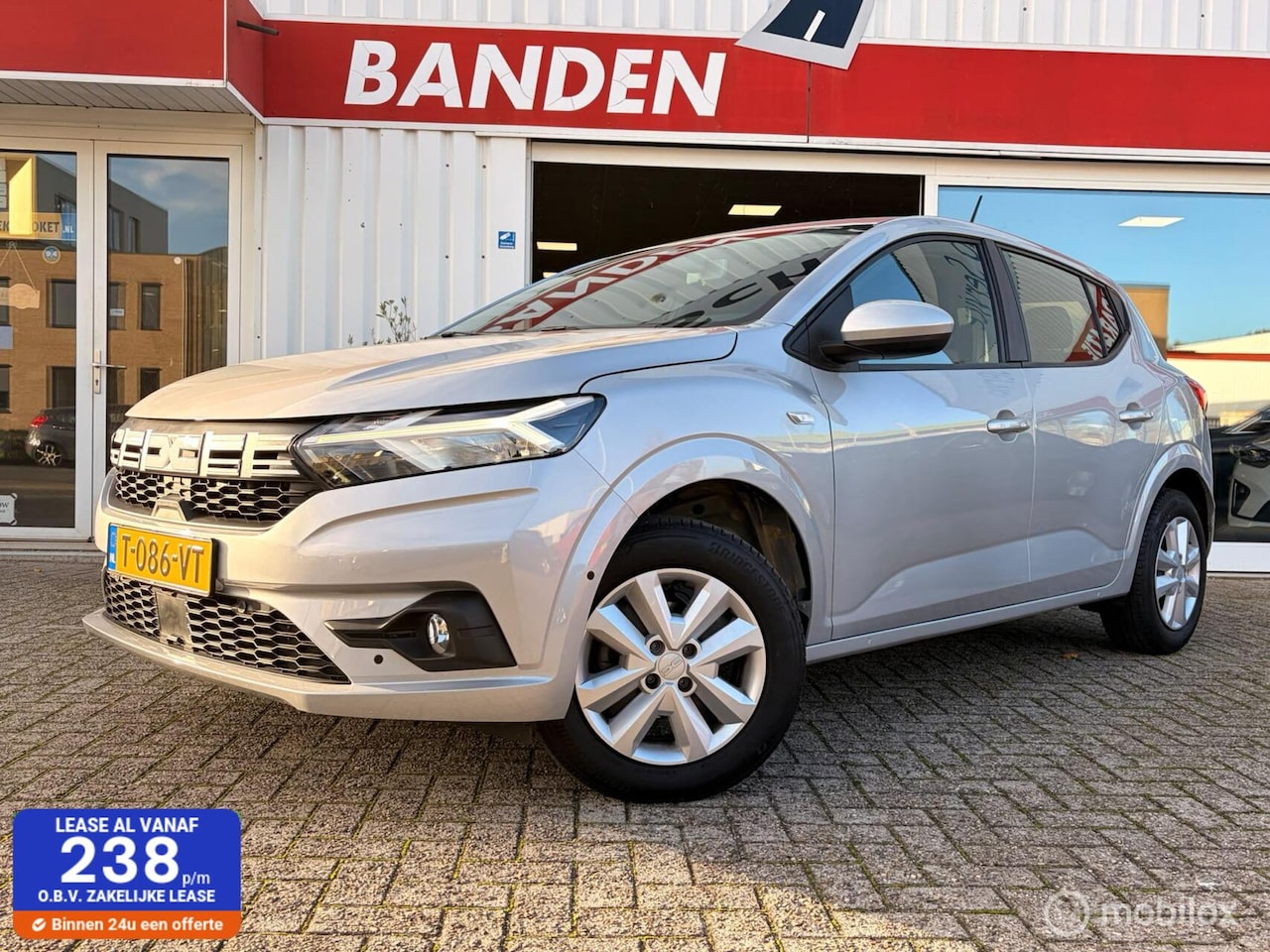 Dacia Sandero - 1.0 TCe 100 ECO-G Expression 1.0 TCe 100 ECO-G Expression - AutoWereld.nl
