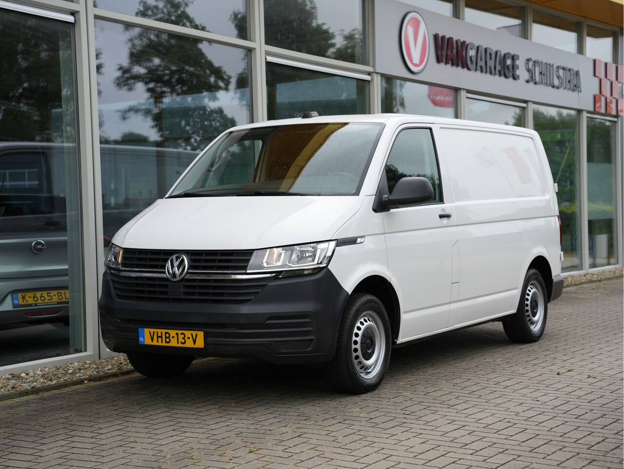 Volkswagen Transporter - 2.0 TDI L1H1 28 | Zijschuifdeur rechts | Apple Carplay/Android Auto | - AutoWereld.nl