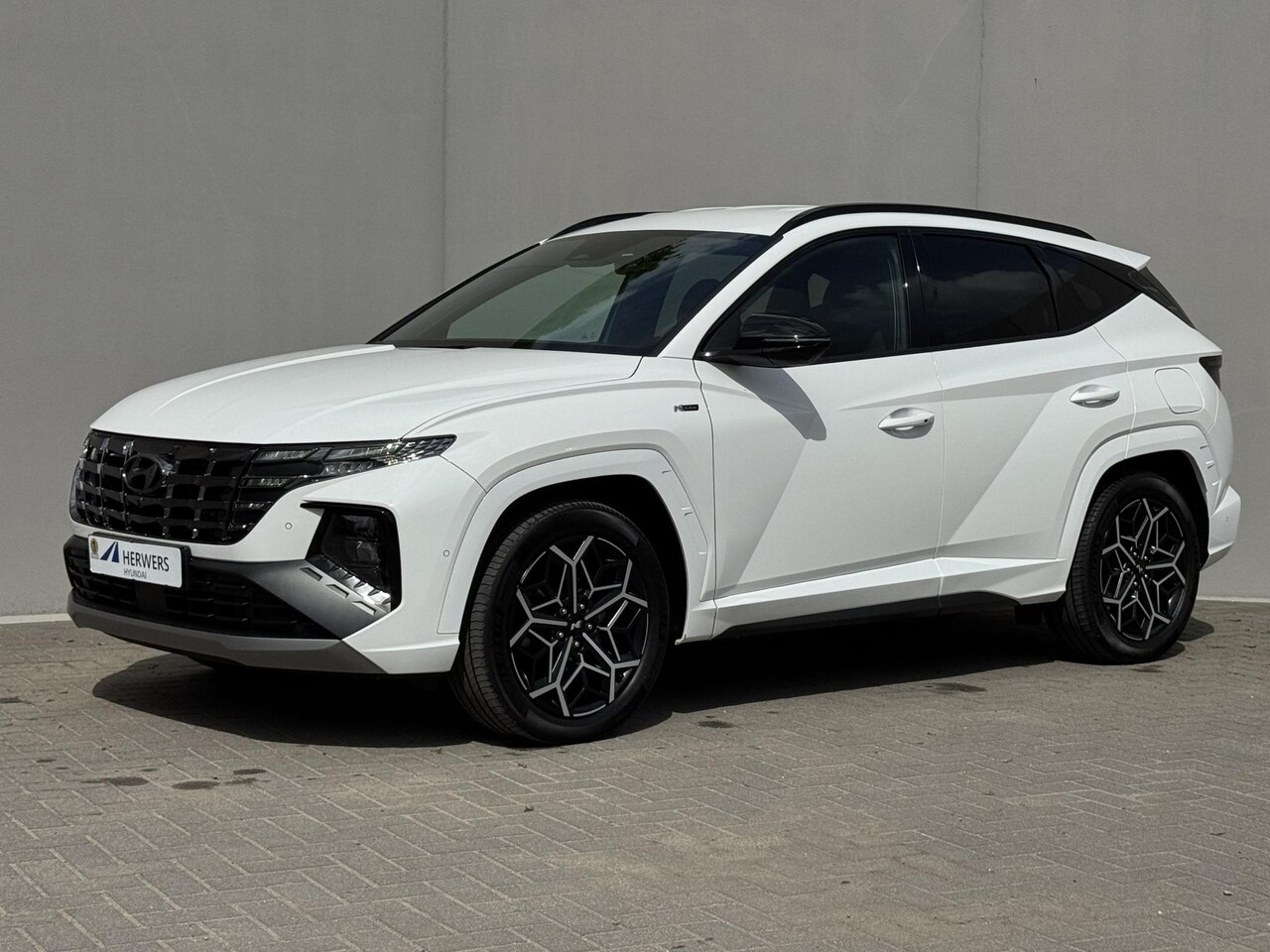 Hyundai Tucson - 1.6 T-GDI PHEV N Line 4WD / Automaat / Dealer onderhouden / Fabrieksgarantie tot 04-2028 / - AutoWereld.nl