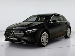 Mercedes-Benz A-klasse - Hatchback 250 e Business Solution AMG Panorama dak
