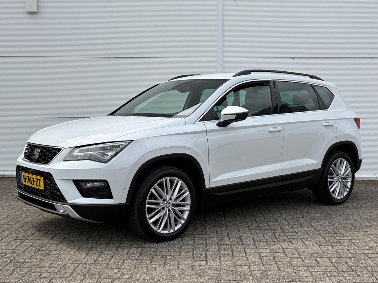 SEAT Ateca - 1.5 TSI Xcellence Business Intense / Trekhaak (  1600 kg ) / Apple Carplay/Android Auto / - AutoWereld.nl