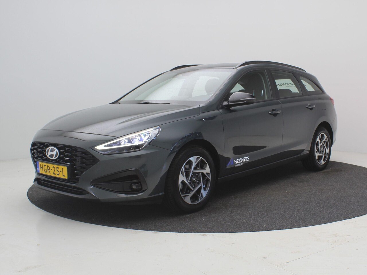 Hyundai i30 Wagon - 1.0 T-GDi MHEV Comfort / Navigatie + Android Auto/Apple Carplay / DAB / Climate Control / - AutoWereld.nl