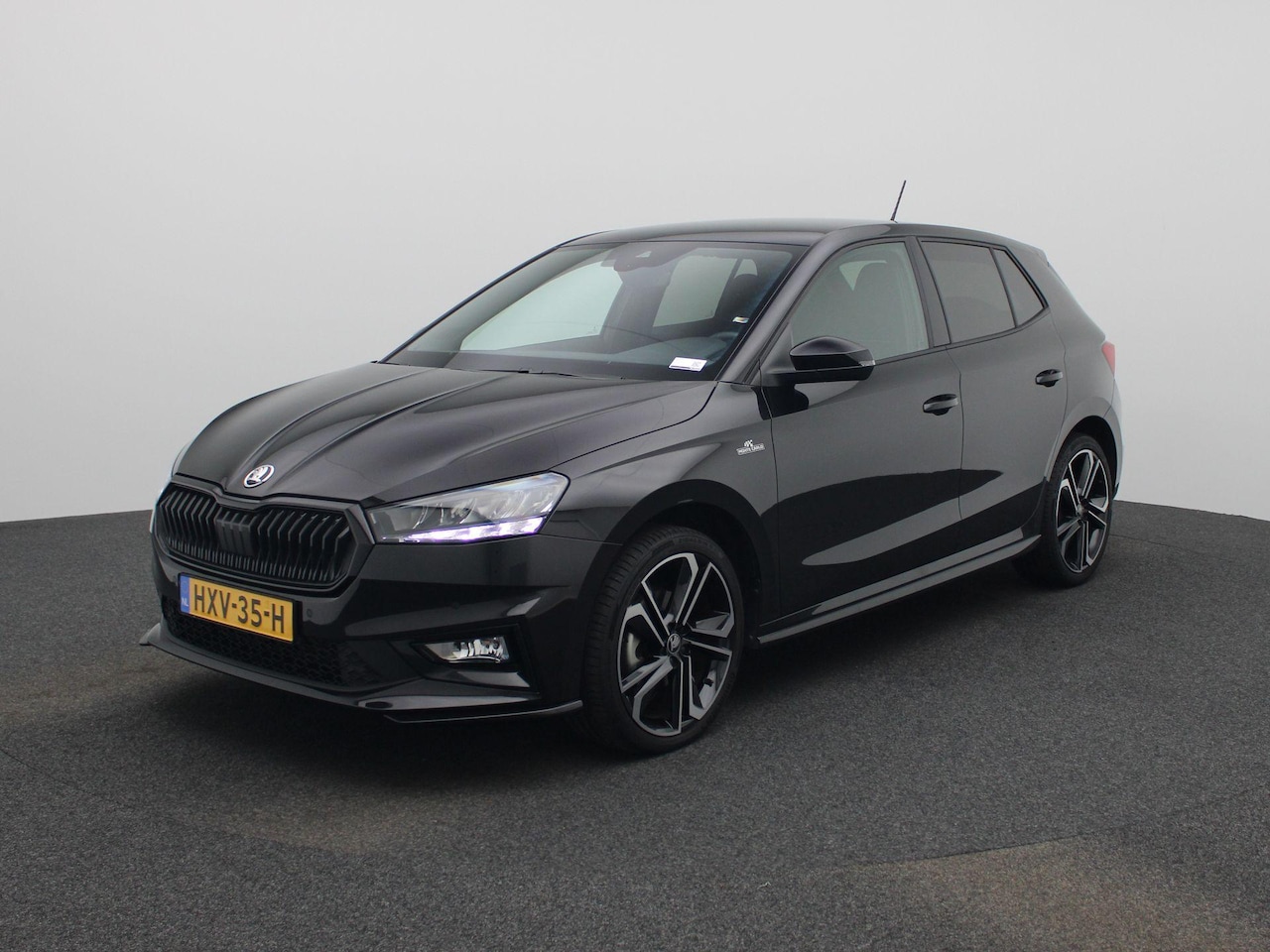 Skoda Fabia - 1.0 TSI Monte Carlo AUTOMAAT / DSG | METALLIC LAK | VERWARMBARE VOORSTOELEN VOOR | 18" LIB - AutoWereld.nl
