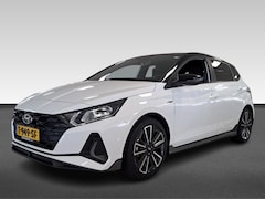 Hyundai i20 - 1.0 T-GDI N-Line Two Tone Atlas White Solid/zwart dak | Achterbank in delen neerklapbaar |