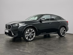 BMW X2 - sDrive20i M-Sport Pro | Trekhaak | Panoramadak | Harman Kardon | Head Up Display | Comfort
