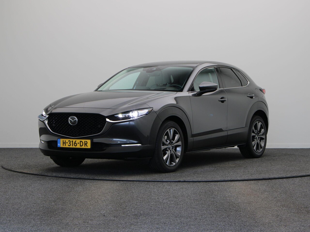 Mazda CX-30 - 2.0 e-SkyActiv-X M Hybrid Luxury | Trekhaak | Head-up display | elektrische verstelbare st - AutoWereld.nl