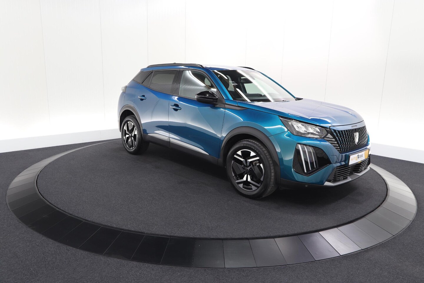 Peugeot 2008 - PureTech 100 Allure | Apple Carplay | Parkeersensoren | Climate Control | Cruise Control - AutoWereld.nl