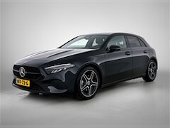 Mercedes-Benz A-klasse - 180 Star Edition 13910 Km | | Night pakket | Parkeersensoren | Spiegelpakket | Stoelverwar