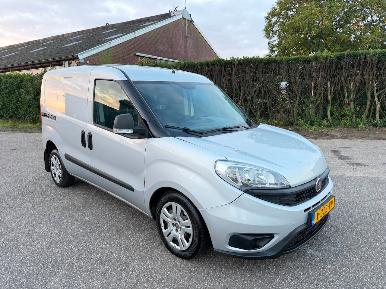 Fiat Doblò Cargo - 1.3 MJ - EURO 6 - AIRCO - 1E EIG. - AutoWereld.nl