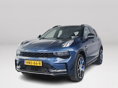 Lynk & Co 01 - 1.5 | Panoramadak | 360° Camera | Infinity audio | Blis | Stoel- en stuurverwarming | Adap