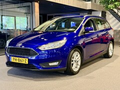 Ford Focus Wagon - 1.0 Lease Edition Navigatie | Airco | Cruise