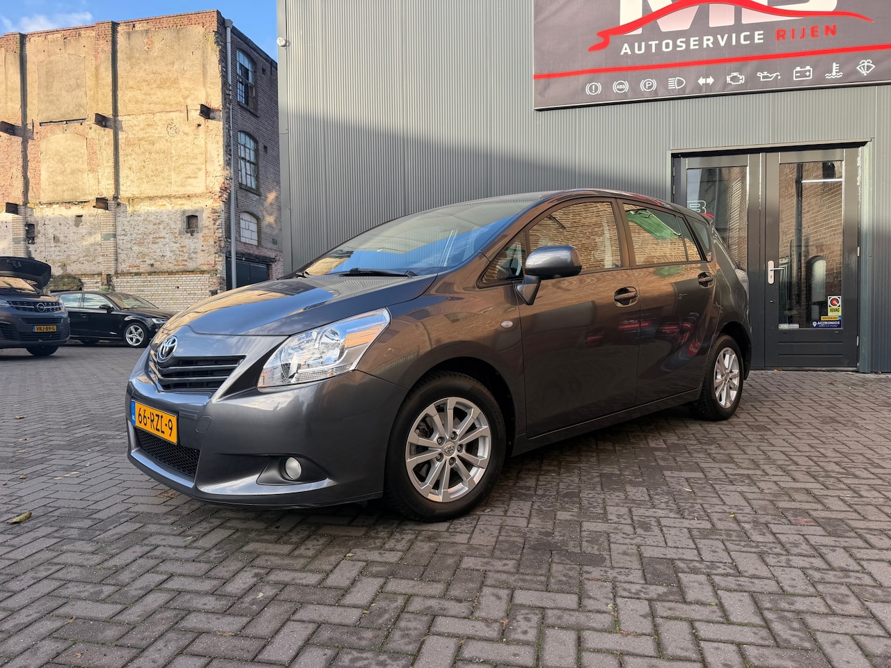 Toyota Verso - 1.8 VVT-i Aspiration AUTOMAAT - AutoWereld.nl