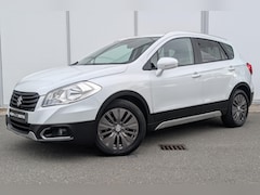 Suzuki SX4 S-Cross - 1.6 Exclusive | Schuif/Opendak | Trekhaak | Navigatie | Stoelverw. | Camera | All Season B