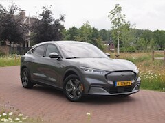 Ford Mustang Mach-E - Extended RWD 98 kWh | SOH 94% | Panoramadak | Bang & Olufsen | 360 Camera | Trekhaak | App