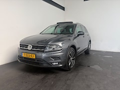 Volkswagen Tiguan - 1.4 TSI 4Motion Trekhaak. Panoramadak 2000 KG Trekgewicht