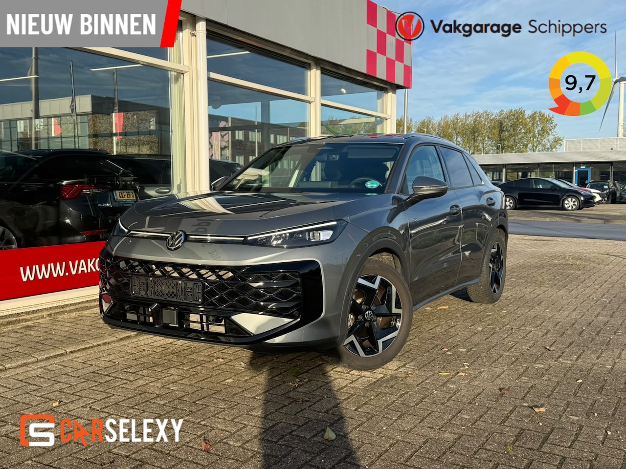Volkswagen T-Roc - 1.5 eTsi R-Line First Edition 1.5 eTsi R-Line First Edition - AutoWereld.nl
