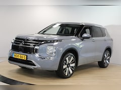 Mitsubishi Outlander - 2.4 PHEV Instyle | Moonstone Grey | Schuif- kanteldak | Leer