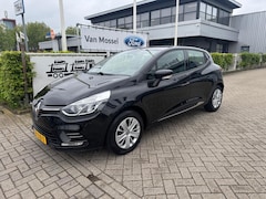 Renault Clio - 0.9 TCe Zen | Parkeersensoren Achter | Navigatie | Cruisecontrol |