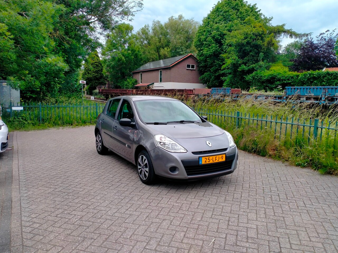 Renault Clio - 1.2 Special Line 5 deurs airco ALLINPRIJS - AutoWereld.nl