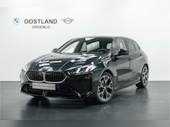 BMW 1-serie - 120 M Sport Automaat / Sportstoelen / M Adaptief onderstel / Achteruitrijcamera / Stuurver