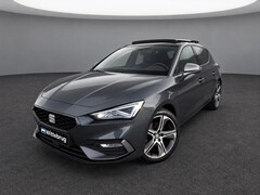 SEAT Leon - 1.5 eTSI 150pk FR DSG Automaat Panorama schuifdak / Navigatie / LM 18 inch / Parkeersensor