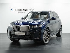 BMW X5 - xDrive50e M Sport Automaat / Trekhaak / Panoramadak / Comfortstoelen / Comfort Access / Bo