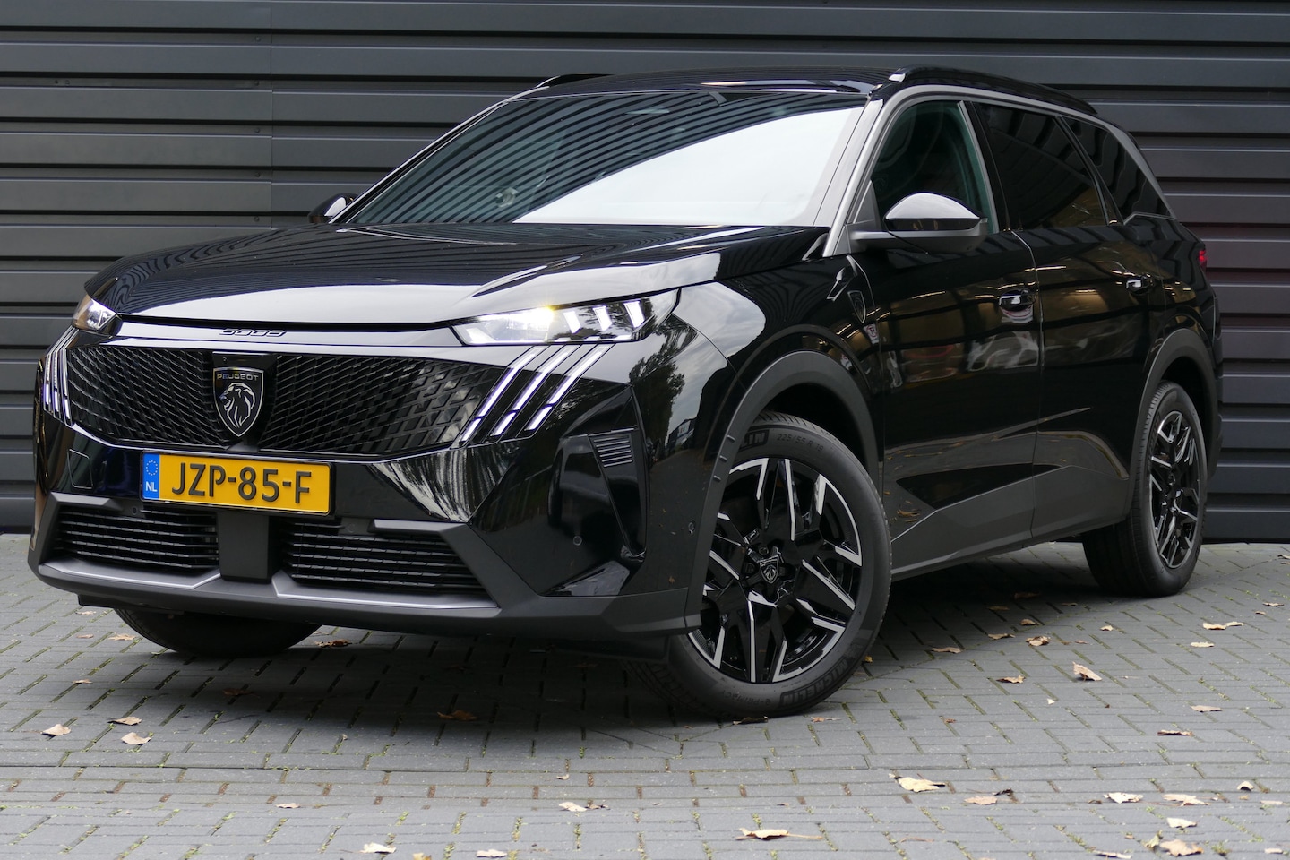 Peugeot 5008 - 1.2 HYBRID 145PK GT AUTOMAAT / NAVI / LED / CLIMA / STUUR-STOELVERWARMING / 360 CAMERA / A - AutoWereld.nl