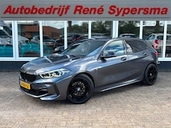 BMW 1-serie - 118d High Executive | M Pakket | Shadow Line | Apple Carplay | Achterruitrijcamera