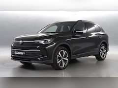 Volkswagen Tiguan - 1.5 eHybrid 204pk Life Edition DSG / Navigatie / Stoelverwarming / 360 Camera / Trekhaak