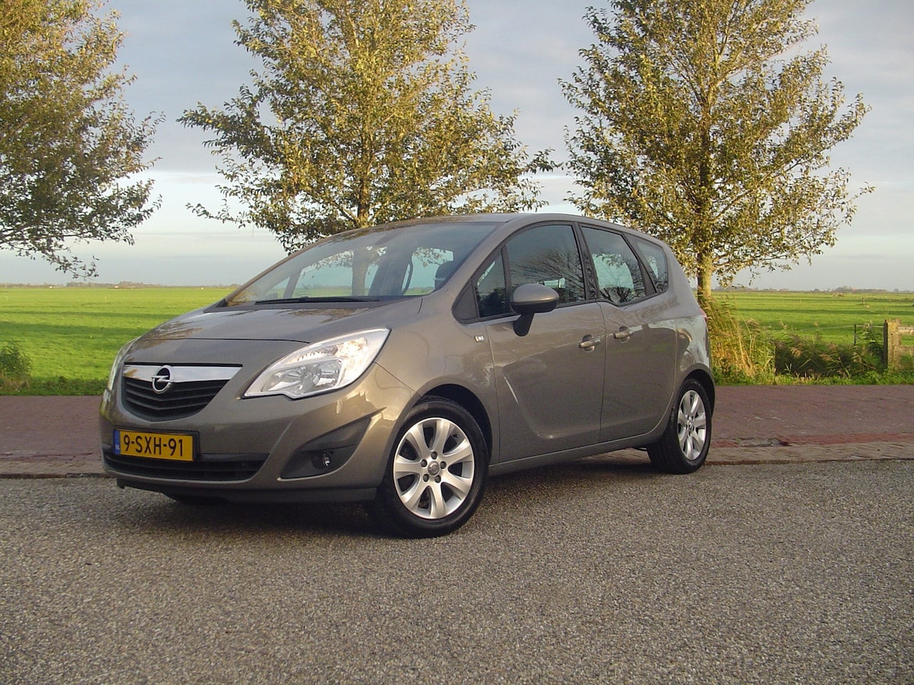 Opel Meriva - 1.4 Turbo Berlin / Airco / Cruise controle / Trekhaak - AutoWereld.nl